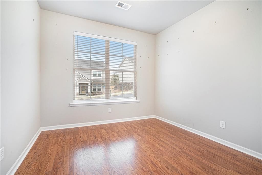 4 bedroom, 2 bathroom, 1,962 sq ft single family residence for sale at 1640 Andalusian Way, Conyers, GA 30012 — photo 5