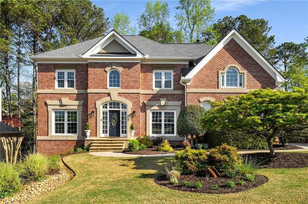 5 bedroom, 4 bathroom single family residence sold at 3060 Birchton Street, Johns Creek, GA 30022