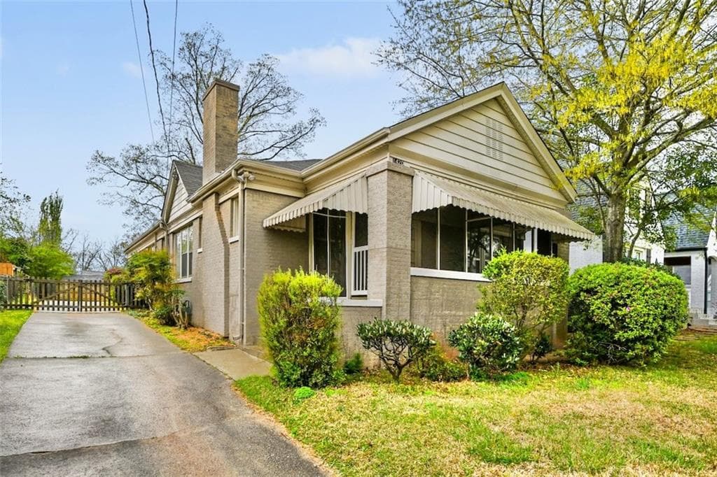3 bedroom, 2 bathroom single family residence sold at 1420 Elizabeth Lane, East Point, GA 30344