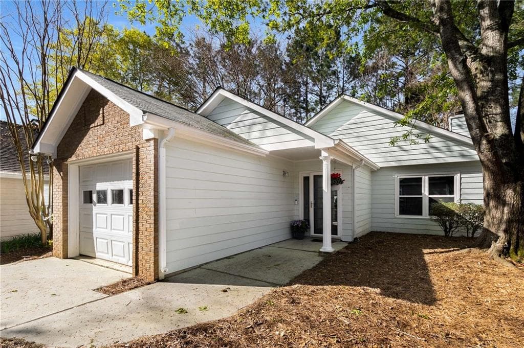 2 bedroom, 2 bathroom single family residence sold at 309 Elizabeth Boulevard, Alpharetta, GA 30009