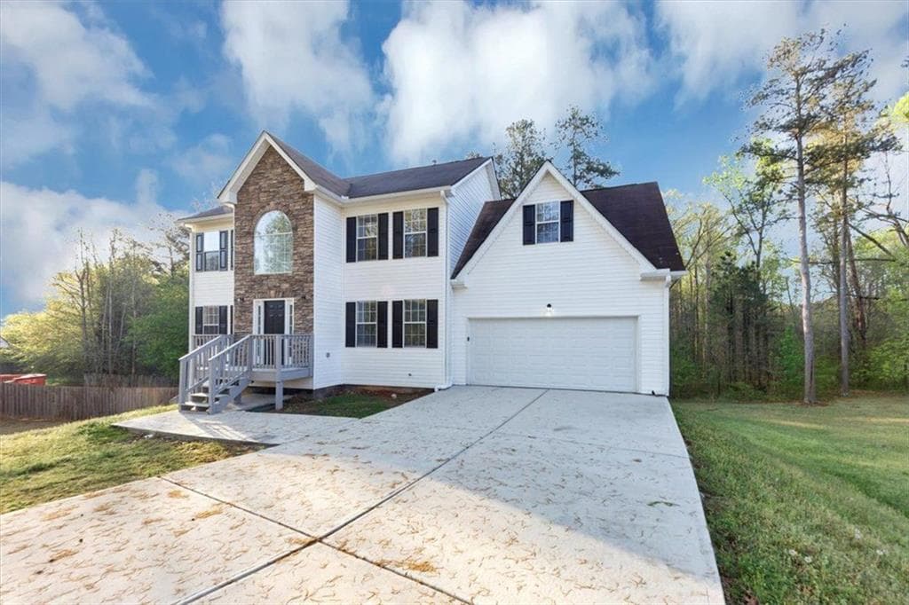 4 bedroom, 3 bathroom single family residence sold at 7746 NEW CASTLE Way, Jonesboro, GA 30236