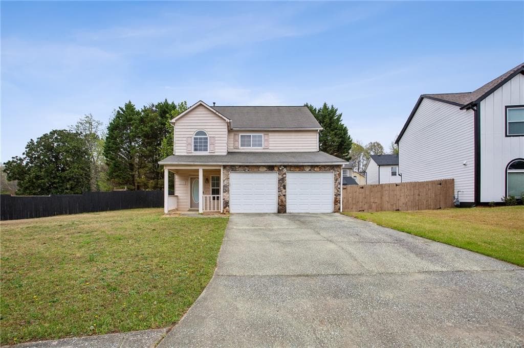 3 bedroom, 3 bathroom single family residence sold at 2828 Marksman Trail, Austell, GA 30106