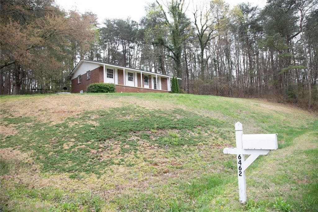 3 bedroom, 1 bathroom single family residence sold at 6462 Old Dahlonega Highway, Dahlonega, GA 30533