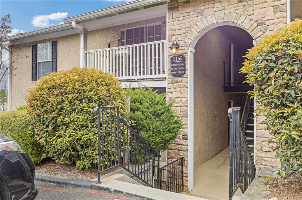 3155 Seven Pines Court 303, Atlanta, GA 30339 — most recent listing photo
