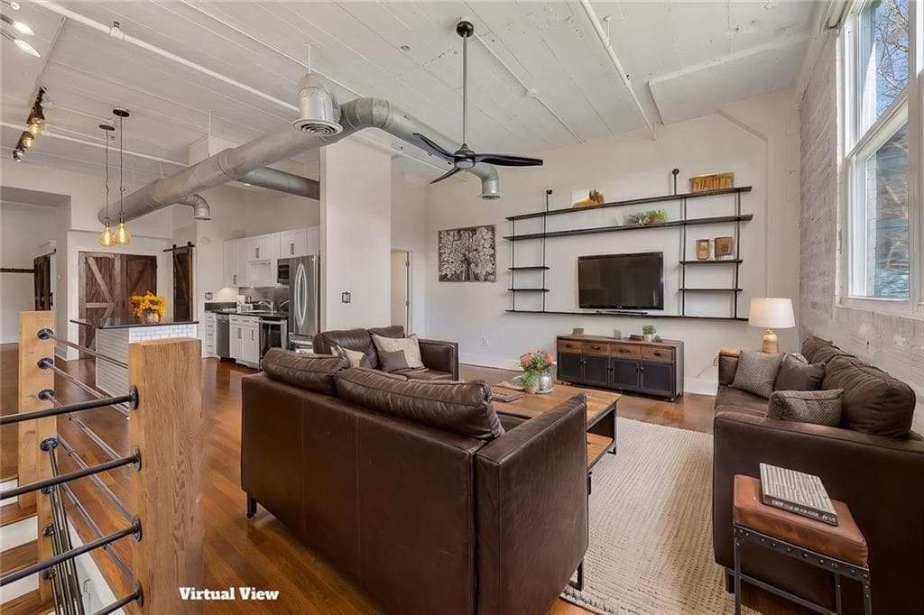 2 bedroom, 2 bathroom, 1,452 sq ft condominium sold at 172 Haynes Street 108, Atlanta, GA 30313
