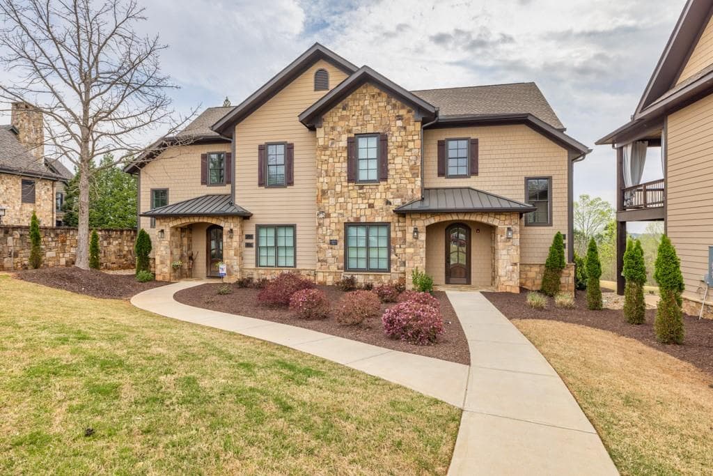19 Cottage Lane 201, Toccoa, GA 30577 — most recent listing photo