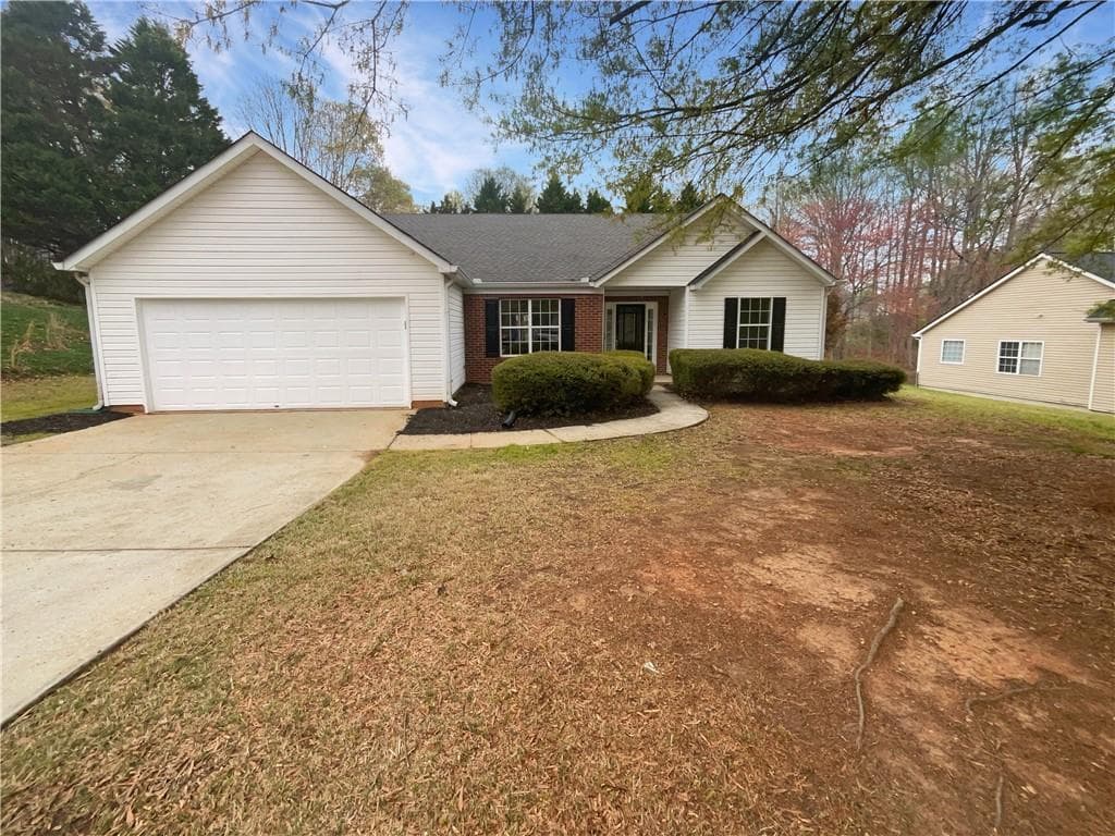 3 bedroom, 2 bathroom single family residence sold at 748 Baskins Circle, Winder, GA 30680