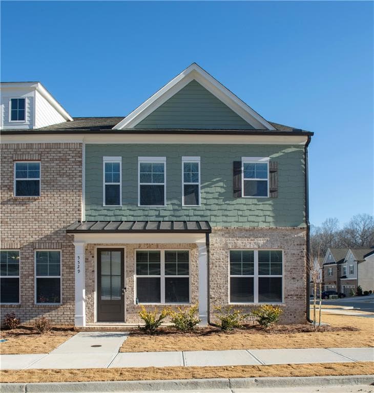 5529 LEYLAND Drive, Flowery Branch, GA 30542 — most recent listing photo