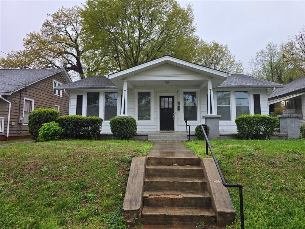 3 bedroom, 2 bathroom single family residence sold at 1012 Burns Drive, Atlanta, GA 30310