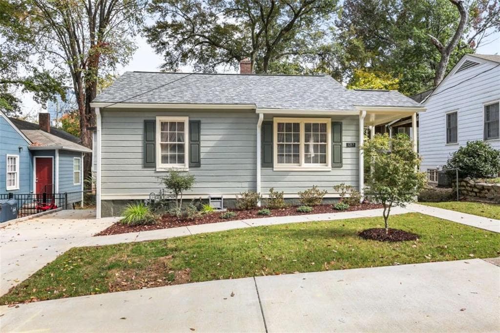 2 bedroom, 1 bathroom single family residence sold at 1257 Lyle Place, Atlanta, GA 30318
