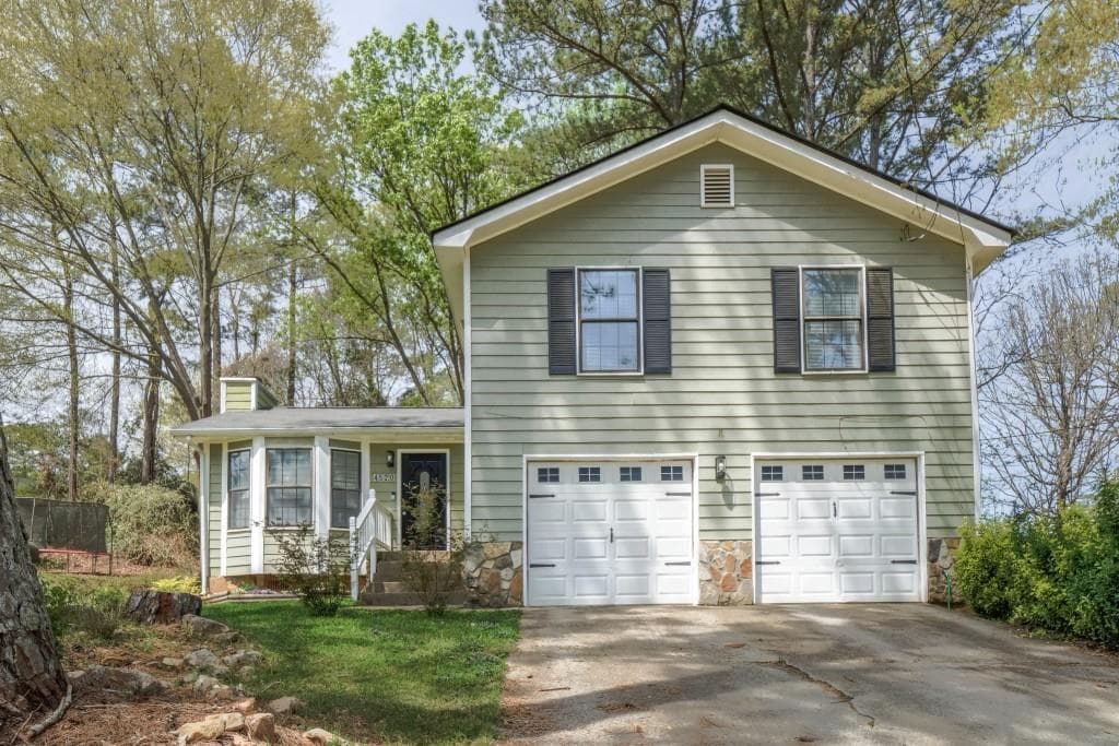 3 bedroom, 2 bathroom single family residence sold at 4520 Jackybell Trail, Decatur, GA 30034