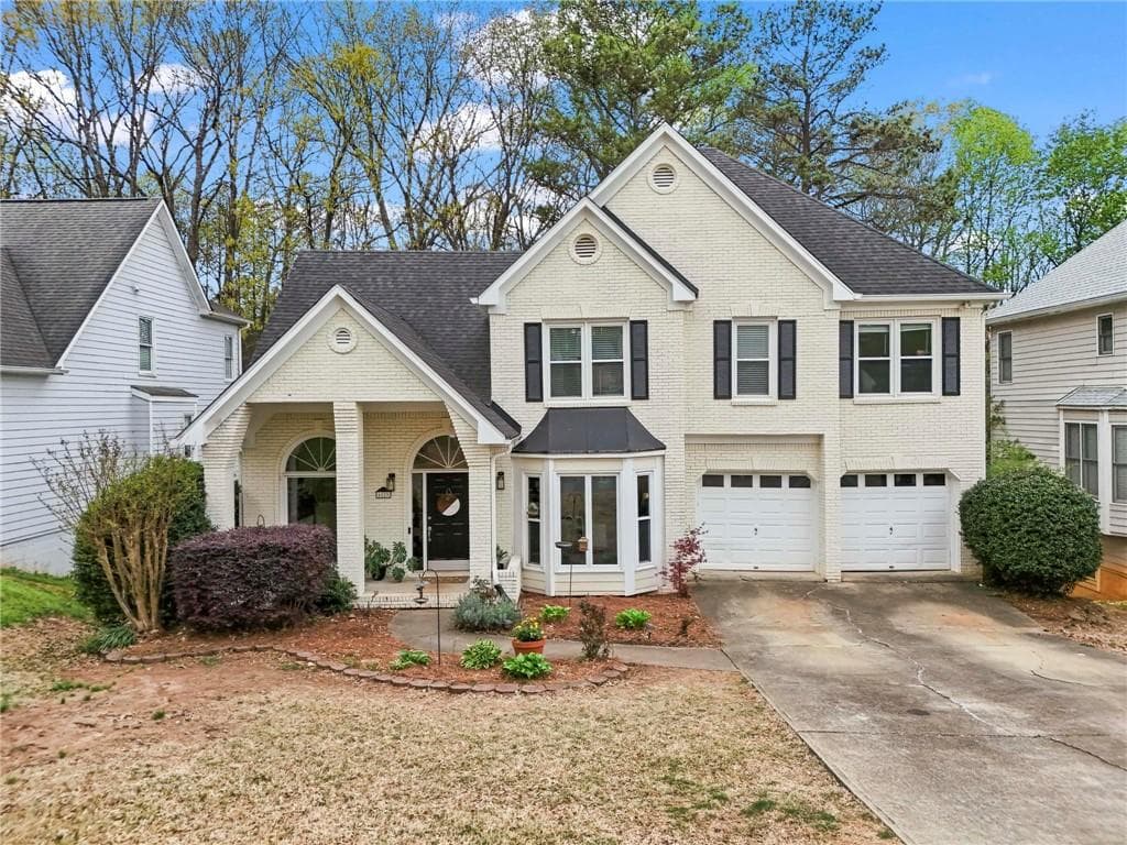 4 bedroom, 3 bathroom single family residence sold at 4829 Thicket Path, Acworth, GA 30102