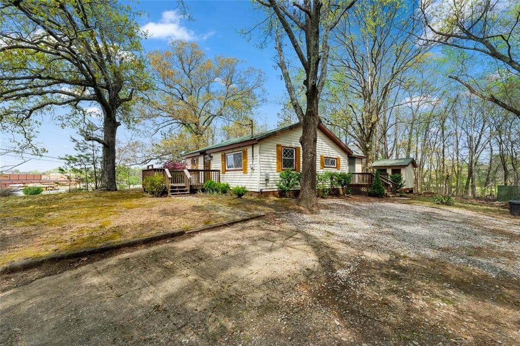 4980 W CHAPEL HILL Road, Douglasville, GA 30135 — most recent listing photo