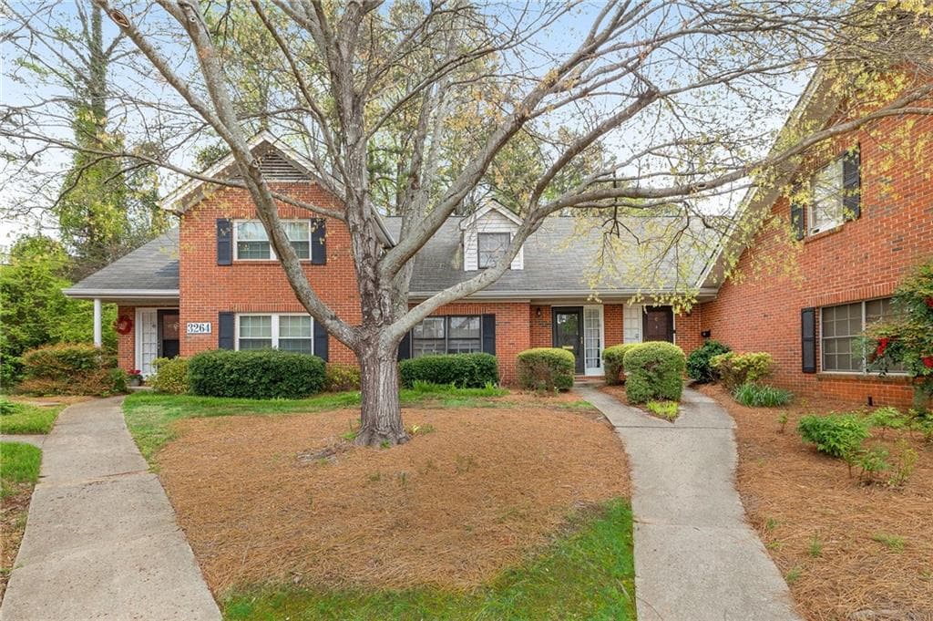 2 bedroom, 2 bathroom, 1,201 sq ft condominium sold at 3264 Henderson Mill Road C, Atlanta, GA 30341