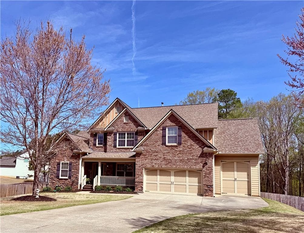 5 bedroom, 3 bathroom single family residence sold at 1654 Jasper Drive, Winder, GA 30680