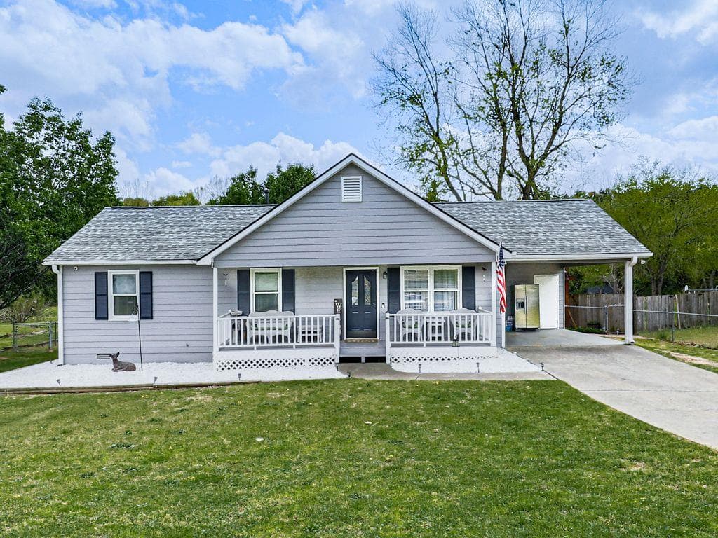 3 bedroom, 2 bathroom single family residence sold at 17 WINTER WOOD Court, Taylorsville, GA 30178