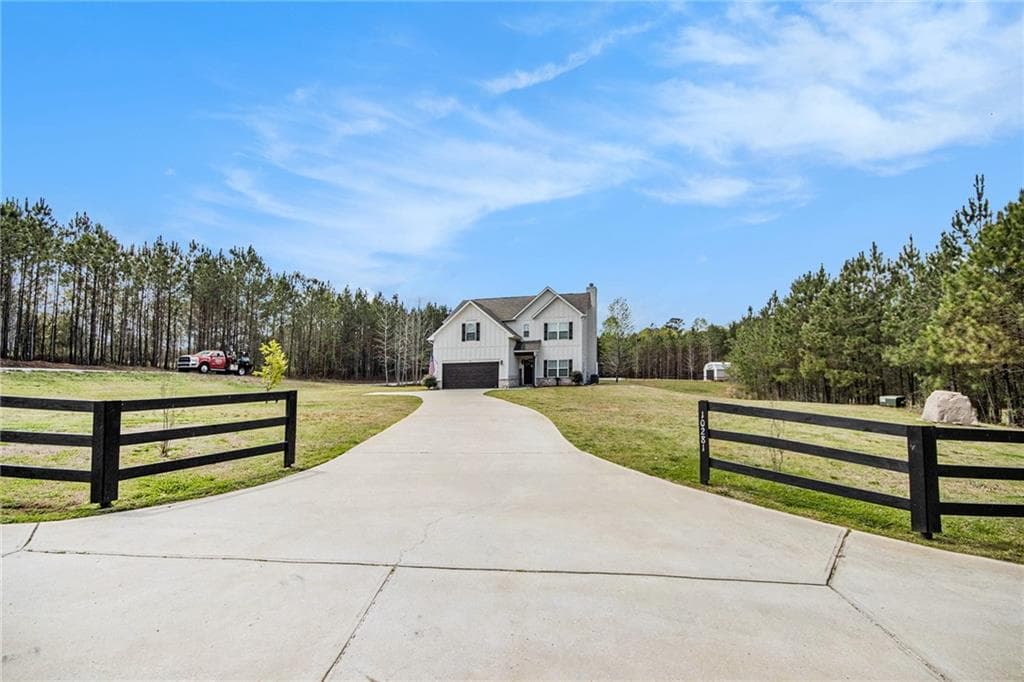 4 bedroom, 3 bathroom single family residence sold at 10281 Forrest Road, Grantville, GA 30220