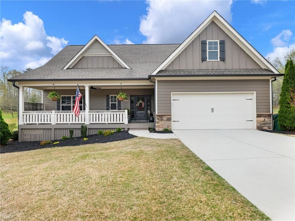 3 bedroom, 3 bathroom single family residence sold at 6725 Little Whistle Way, Clermont, GA 30527