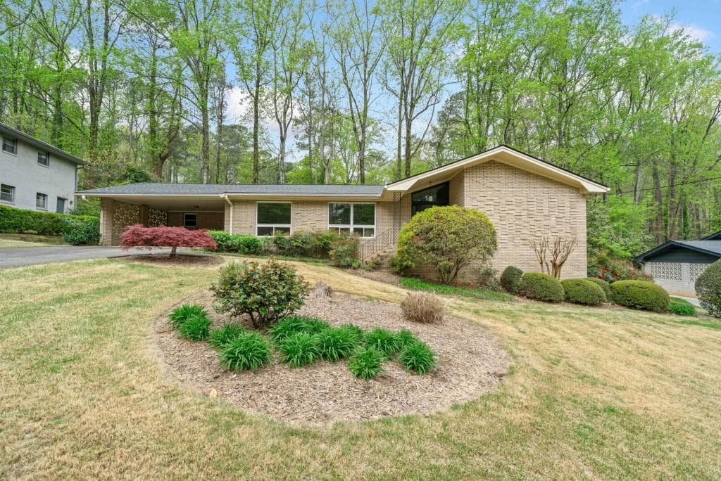 4 bedroom, 3 bathroom single family residence sold at 1478 Biltmore Drive, Atlanta, GA 30329