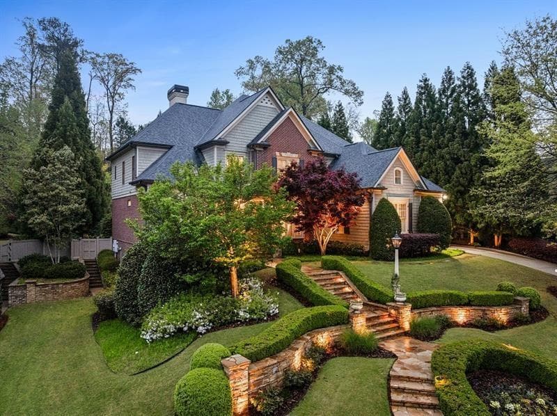 5 bedroom, 5 bathroom single family residence sold at 1319 Glen Cedars Drive, Smyrna, GA 30126