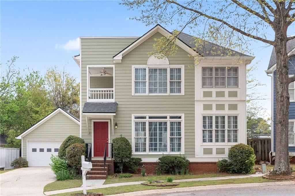 3 bedroom, 3 bathroom single family residence sold at 218 Ridley Lane, Decatur, GA 30030