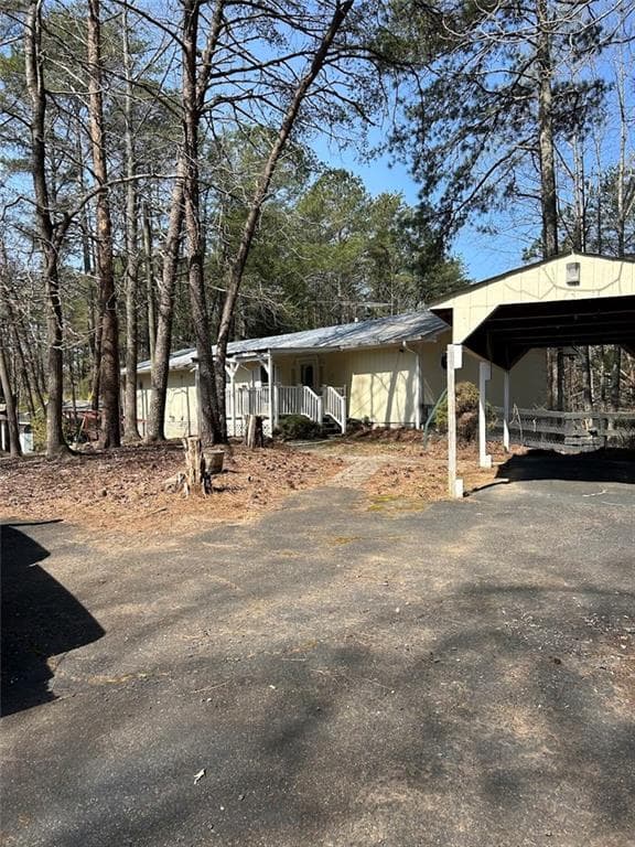 3 bedroom, 2 bathroom single family residence sold at 2518 Henderson Mountain Road, Jasper, GA 30143