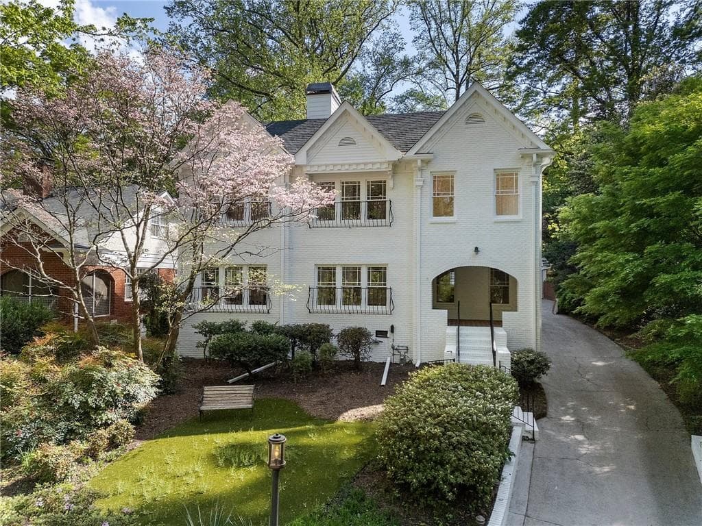 5 bedroom, 4 bathroom single family residence sold at 1503 Emory Road, Atlanta, GA 30306