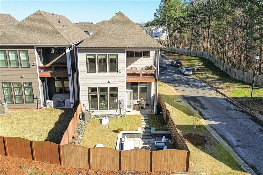 3 bedroom, 3 bathroom, 2,054 sq ft single family residence sold at 158 Village Green Avenue, Woodstock, GA 30189