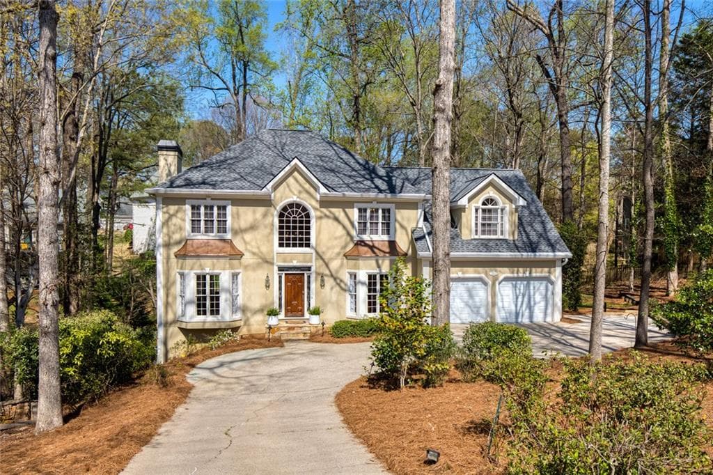 4 bedroom, 4 bathroom single family residence sold at 290 Coles Hill Court, Johns Creek, GA 30022