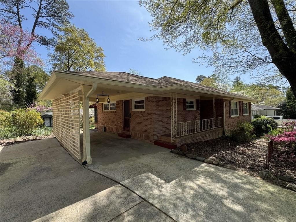 3 bedroom, 2 bathroom single family residence sold at 493 Sybil Lane, Marietta, GA 30067
