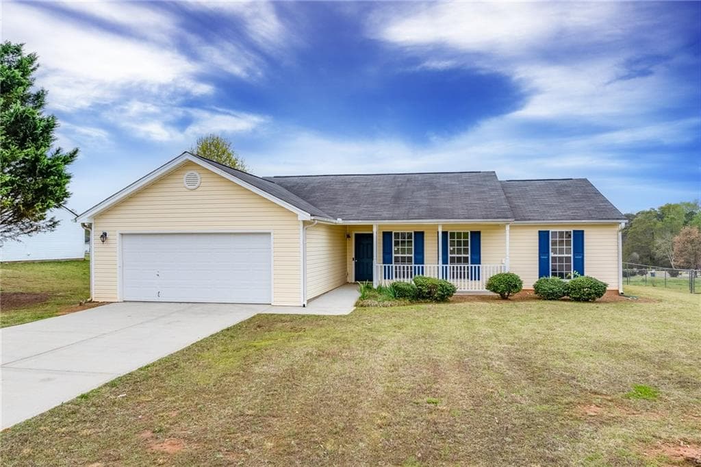 3 bedroom, 2 bathroom single family residence sold at 437 Raymond Drive, Winder, GA 30680