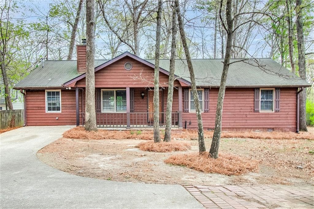 4 bedroom, 2 bathroom single family residence sold at 192 Park Place Drive, Lawrenceville, GA 30046