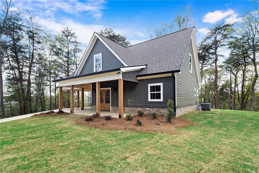 4 bedroom, 2 bathroom single family residence sold at 242 McKelvey Circle, Taylorsville, GA 30178