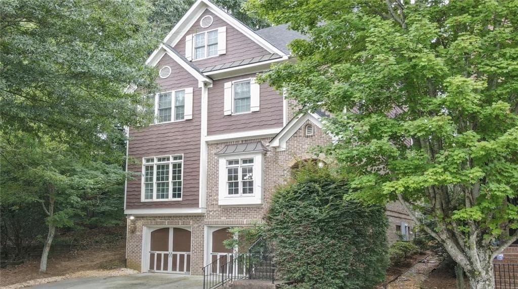 5 bedroom, 5 bathroom, 5,477 sq ft single family residence sold at 2647 Brickell Square, Atlanta, GA 30341