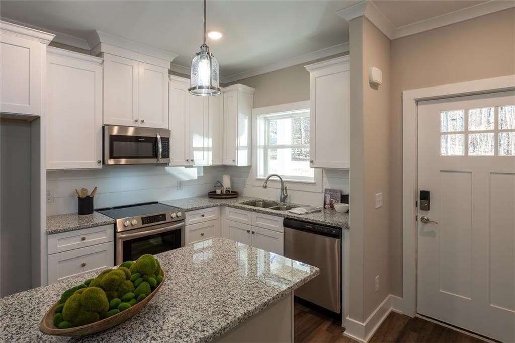 3 bedroom, 3 bathroom single family residence sold at 210 Hillside Drive, Waleska, GA 30183