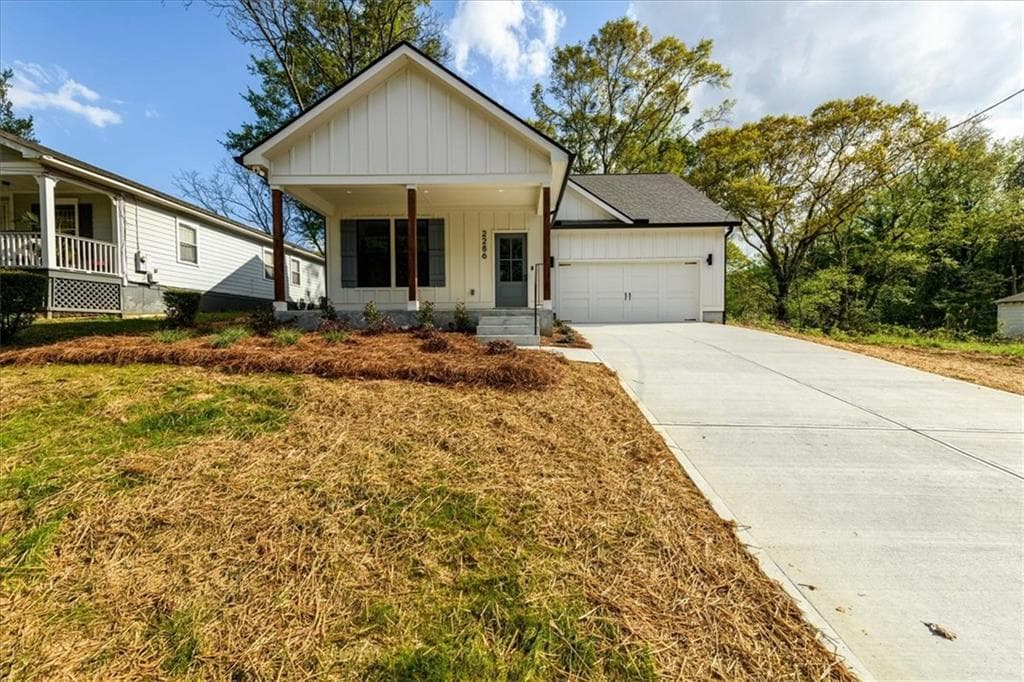 3 bedroom, 2 bathroom single family residence sold at 2286 Carver Drive, Atlanta, GA 30314