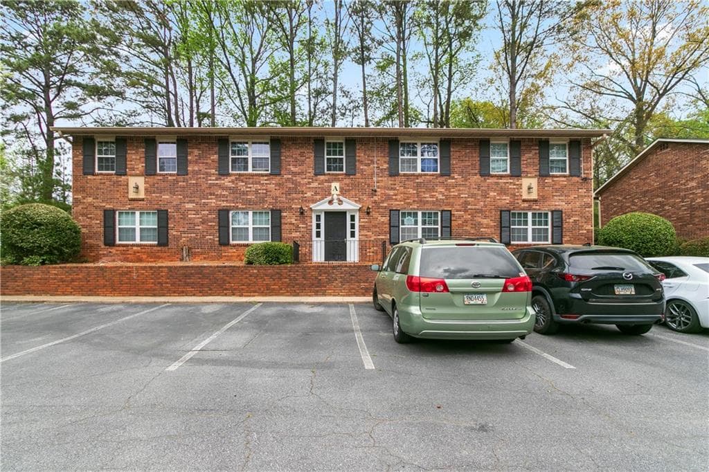 2 bedroom, 1 bathroom condominium sold at 3665 Chestnut Drive A2, Atlanta, GA 30340