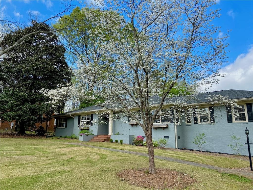 4 bedroom, 3 bathroom single family residence sold at 338 Mount Alto Road, Rome, GA 30165