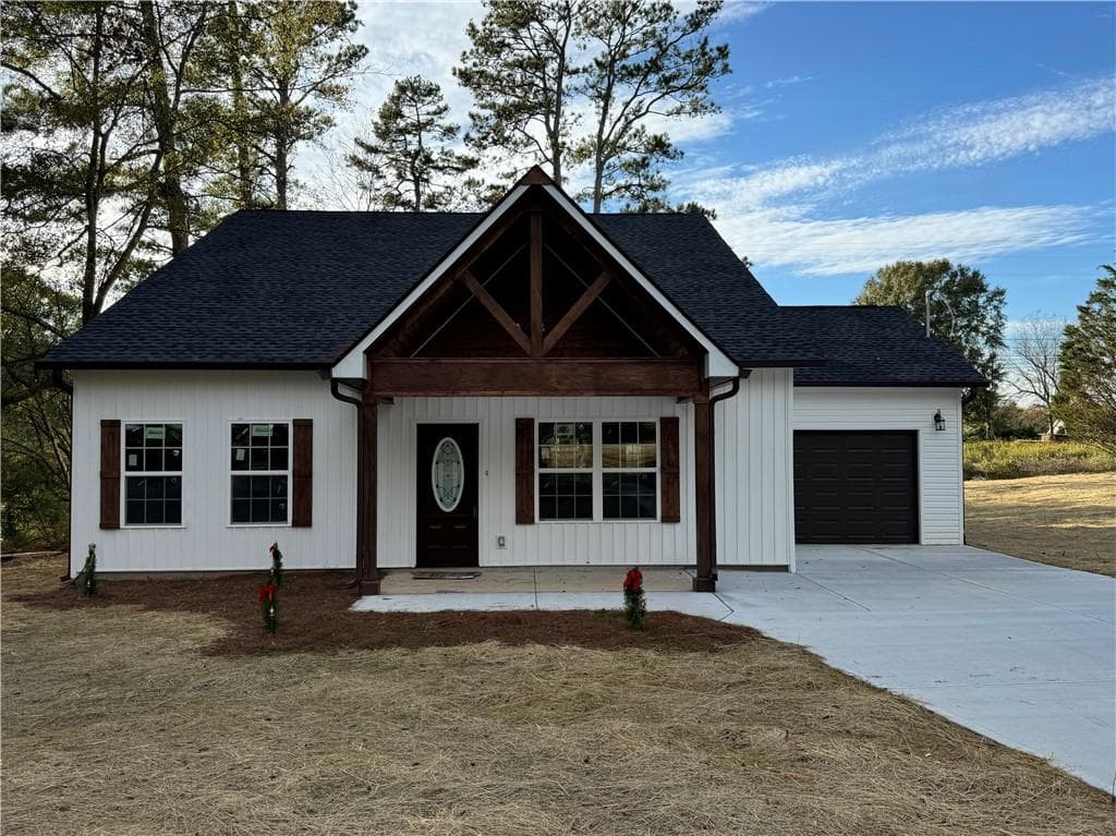 3 bedroom, 2 bathroom single family residence sold at 197 Lavista Drive, Calhoun, GA 30701