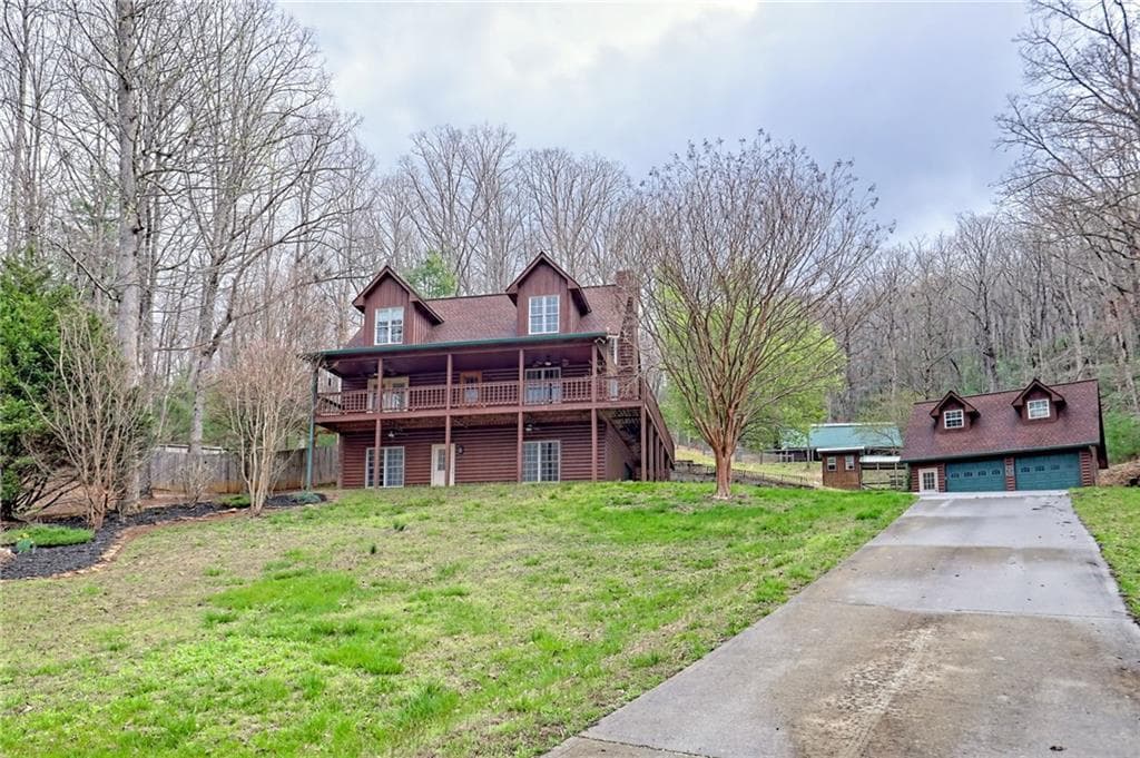 3 bedroom, 3 bathroom single family residence sold at 4508 Ramsey Drive, Hiawassee, GA 30546