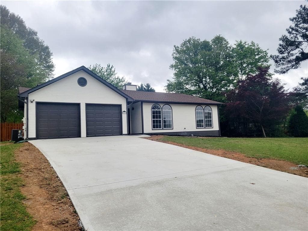 3 bedroom, 2 bathroom single family residence sold at 2831 Skye Terrace, Duluth, GA 30096
