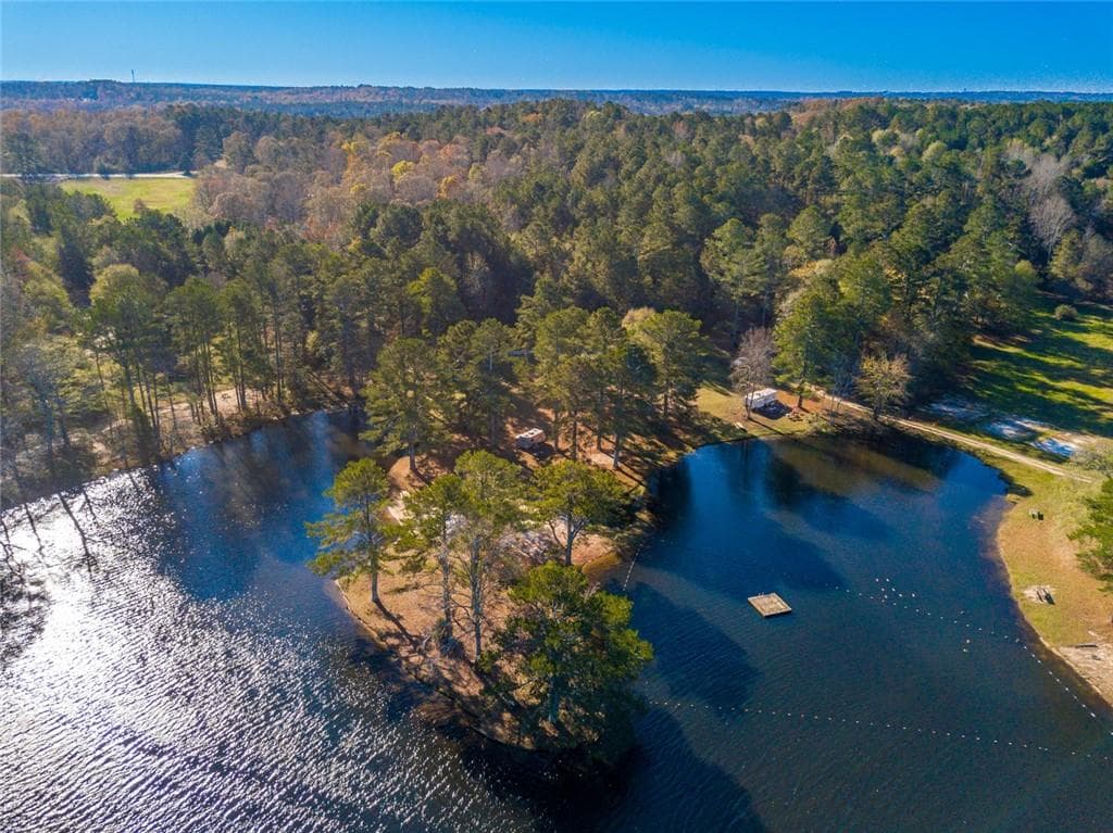 4 bedroom, 5 bathroom, 3,239 sq ft single family residence under contract at 2697 Bethel Road, Conyers, GA 30012 — photo 10