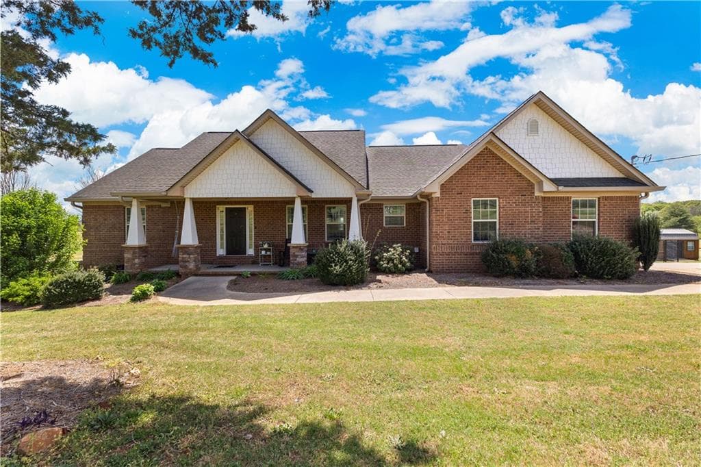 4 bedroom, 3 bathroom single family residence sold at 521 Adams Road, Cedartown, GA 30125