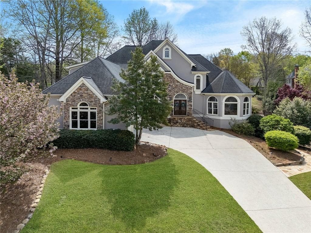 5 bedroom, 6 bathroom single family residence sold at 315 Stanyan Place, Alpharetta, GA 30022