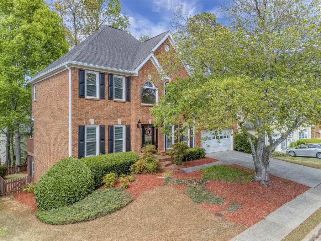 4 bedroom, 4 bathroom single family residence sold at 1455 Oglethorpe Run Lane, Suwanee, GA 30024