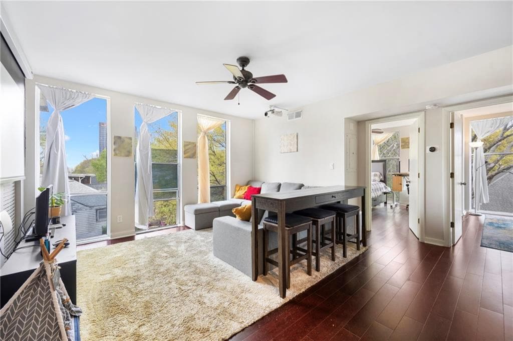 287 14th Street 8, Atlanta, GA 30318 — most recent listing photo