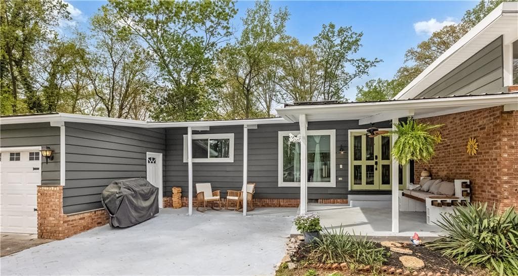 3 bedroom, 2 bathroom single family residence sold at 1185 Winterberry Court, Lawrenceville, GA 30043