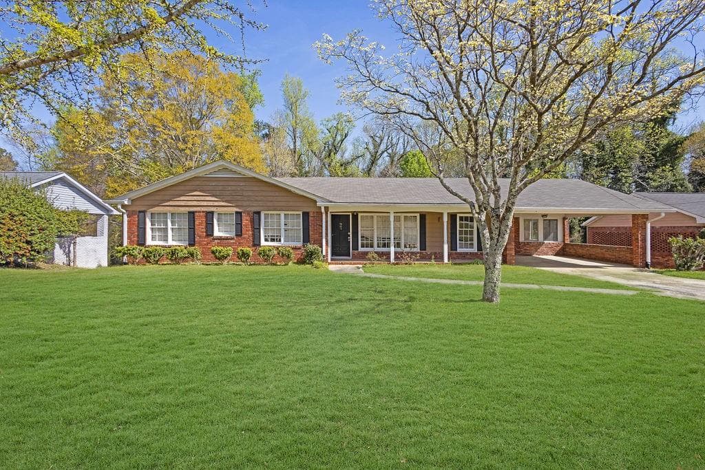 3 bedroom, 2 bathroom single family residence sold at 2609 Colonial Drive, Atlanta, GA 30337