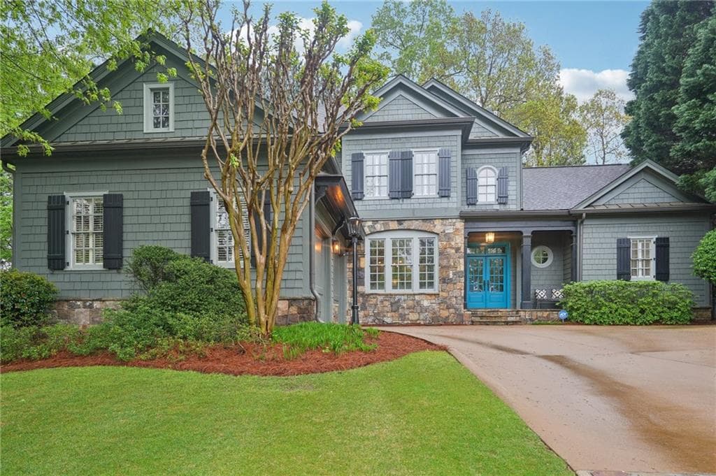 4 bedroom, 4 bathroom single family residence sold at 135 High Point Walk, Atlanta, GA 30342