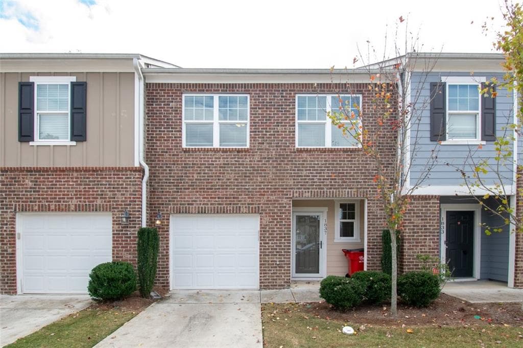 2 bedroom, 3 bathroom, 1,589 sq ft townhouse sold at 1837 MILLSTREAM Hollow, Conyers, GA 30012